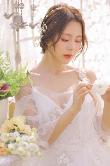 年轻的女老师电影